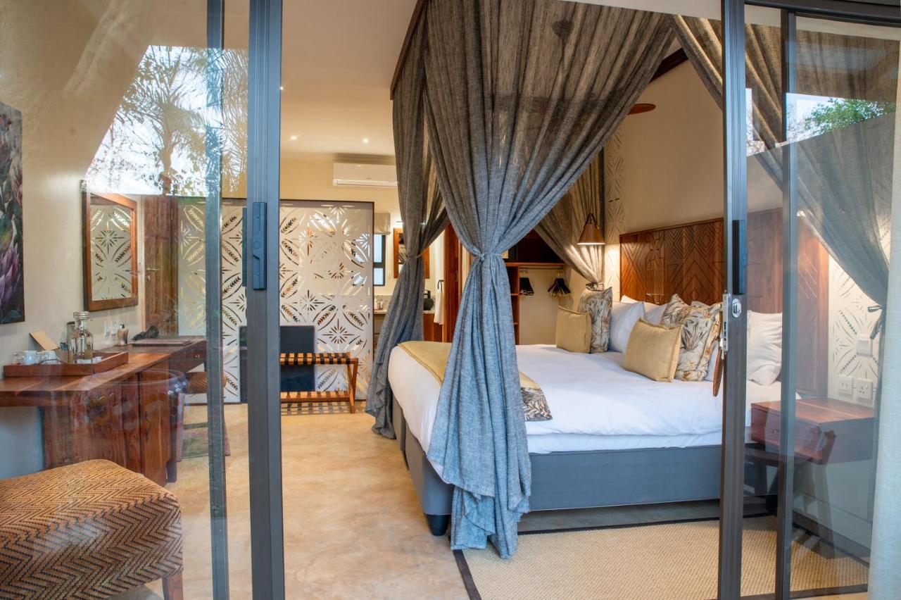 Shongwe Oasis Hotel Air Terjun Victoria Bagian luar foto