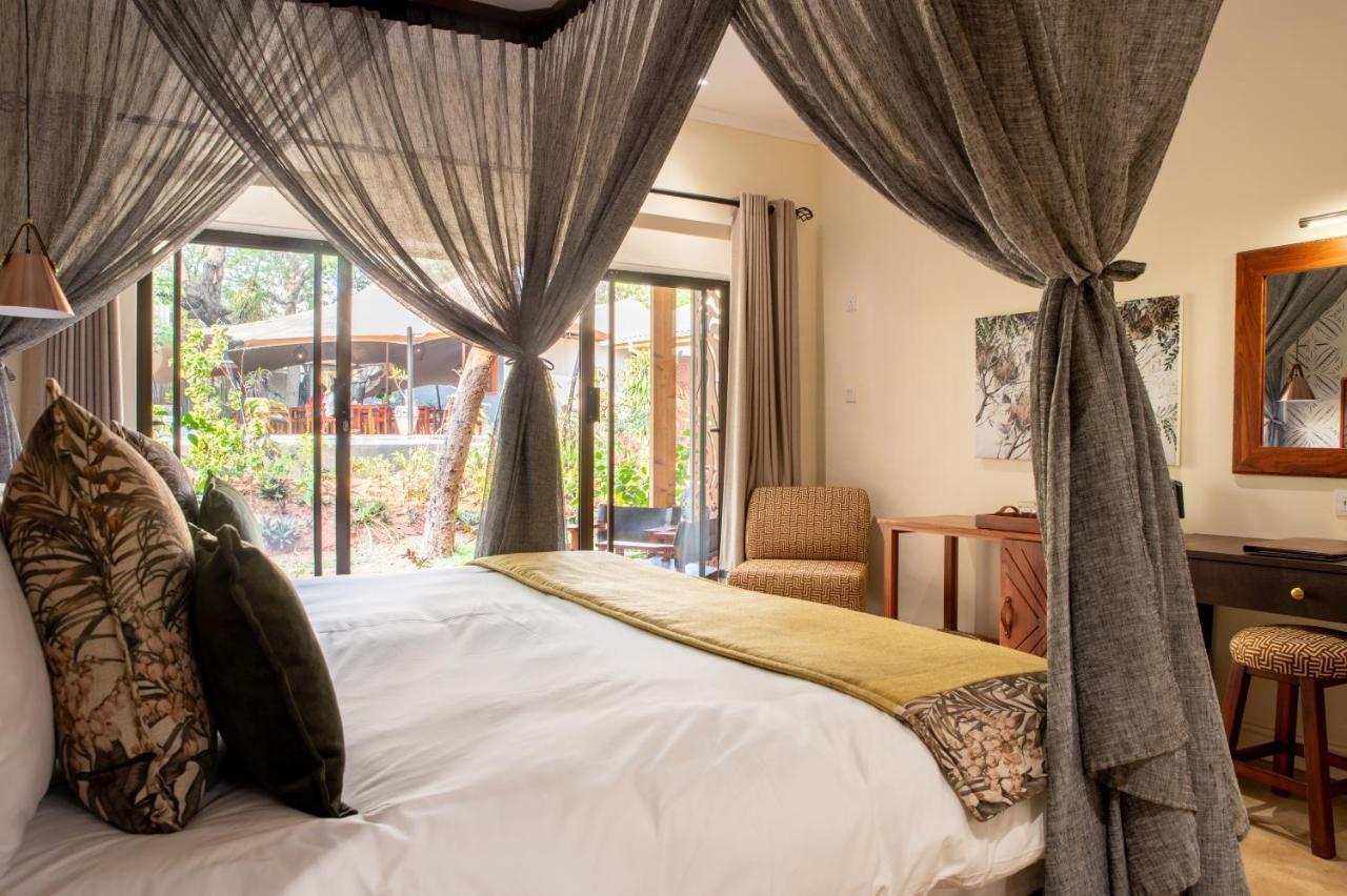 Shongwe Oasis Hotel Air Terjun Victoria Bagian luar foto