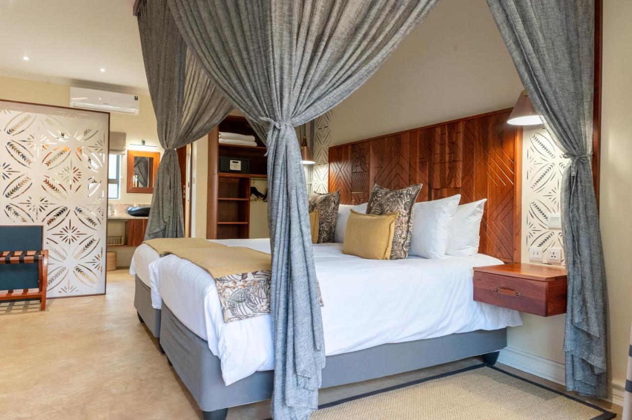 Shongwe Oasis Hotel Air Terjun Victoria Bagian luar foto