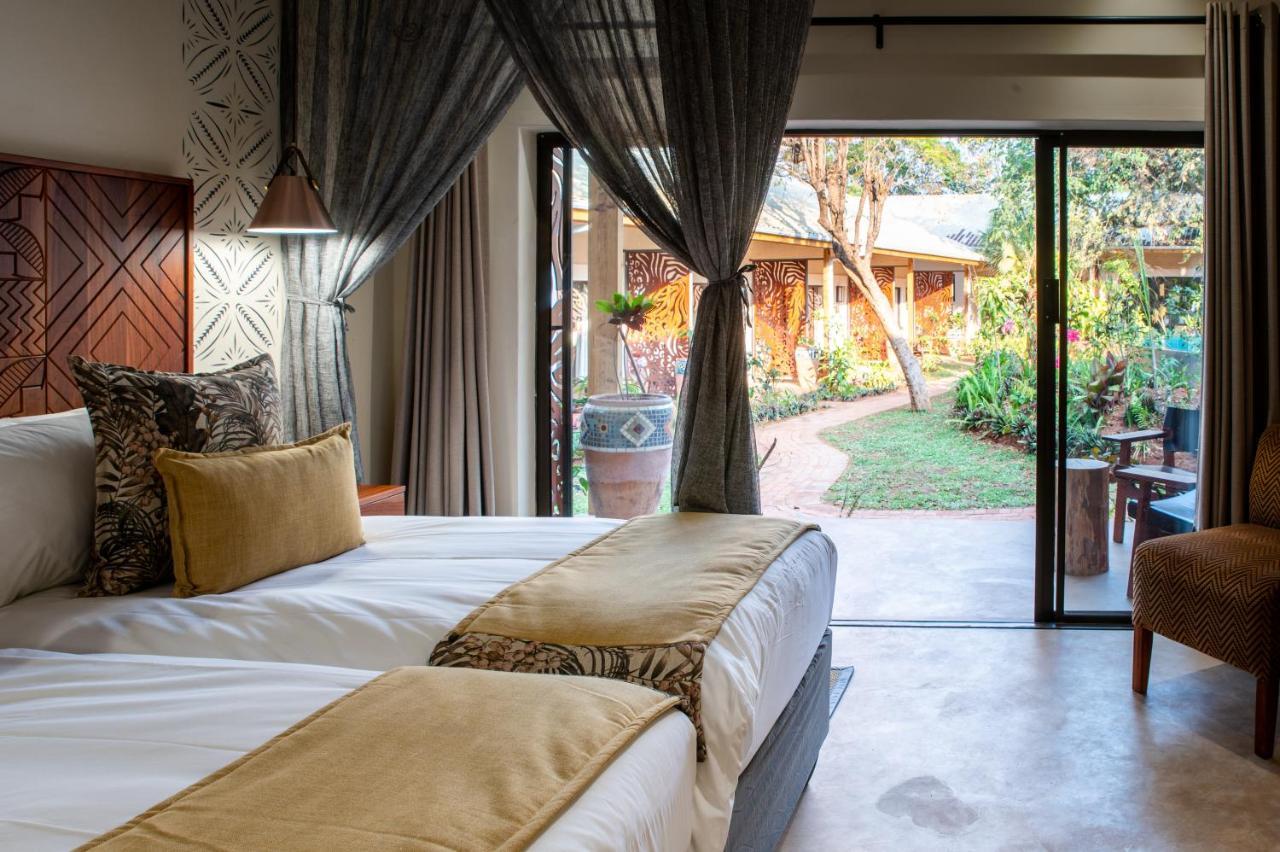 Shongwe Oasis Hotel Air Terjun Victoria Bagian luar foto