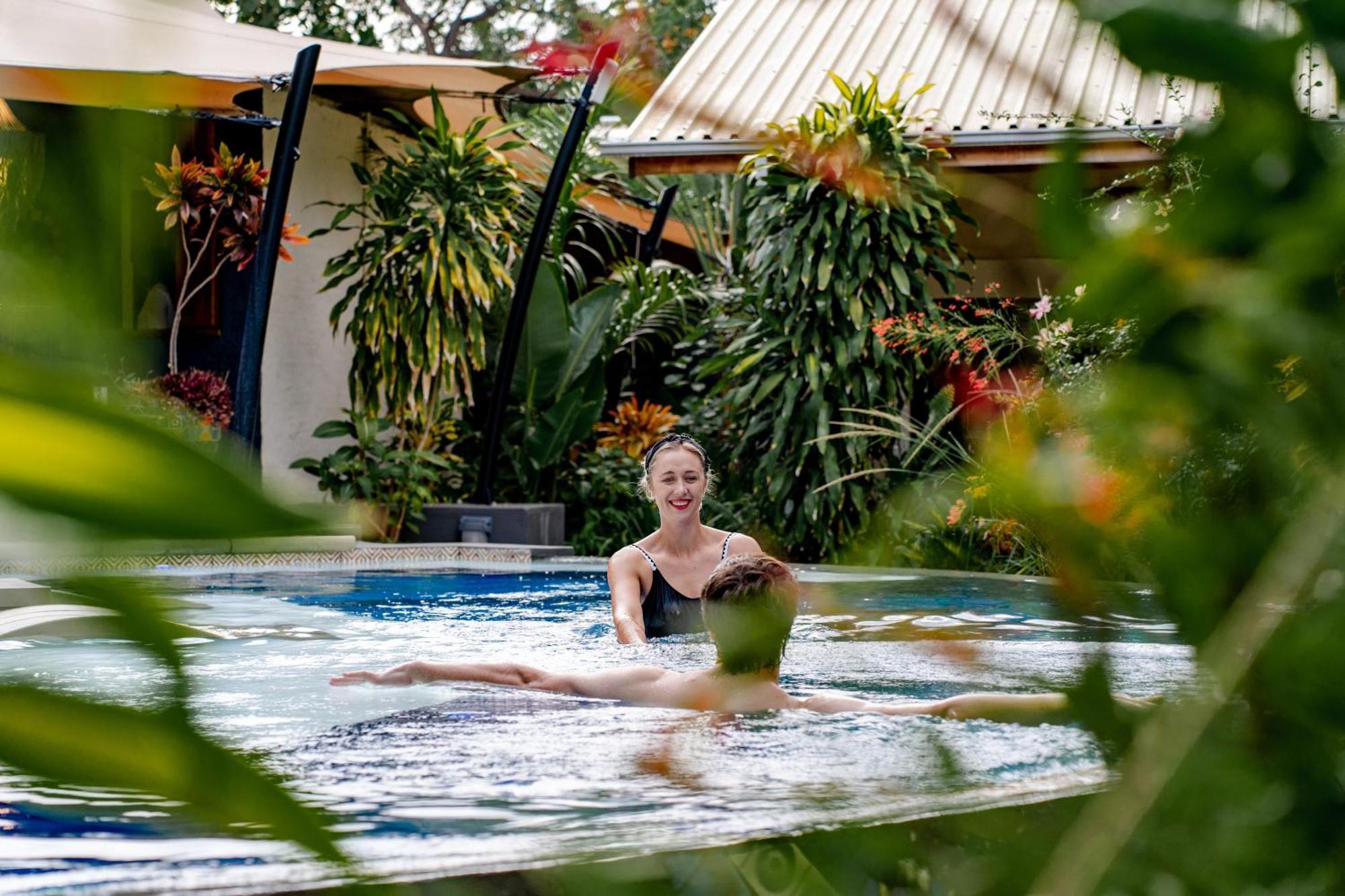 Shongwe Oasis Hotel Air Terjun Victoria Bagian luar foto